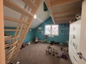 Kinderzimmer mit Schlafempore