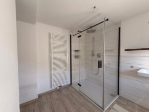OG_Dusche_Bad_Einfamilienhaus_Schwalefeld