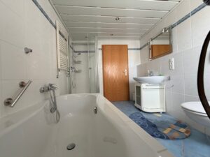 Erdgeschoss_Badezimmer